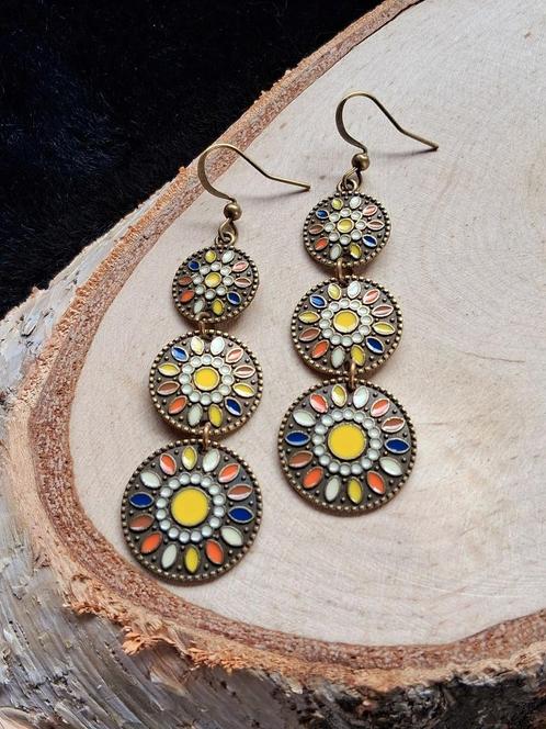 boho vintage look oorbellen mandala geel oranje wit, Sieraden, Tassen en Uiterlijk, Oorbellen, Nieuw, Overige materialen, Geel