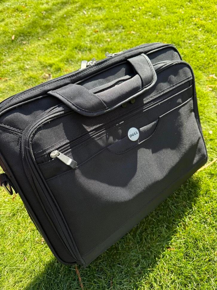 Laptoptas - schoudertas - 14 inch, Computers en Software, Laptoptassen, Gebruikt, Trolleytas, 15 inch, Ophalen of Verzenden