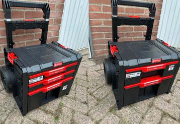 Nieuwe gereedschap-trolley met 2 of 3 laden Q-brick beschikbaar voor biedingen