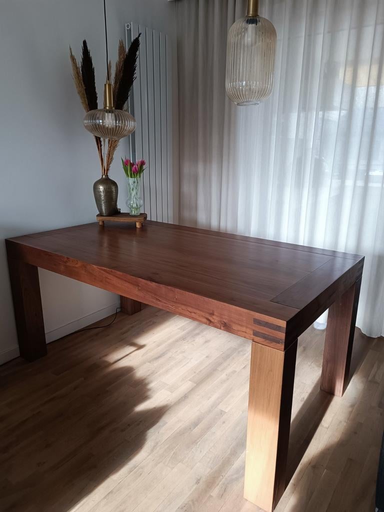 Eetkamer tafel van notenhout, van Goossens, Ophalen, Gebruikt, 100 tot 150 cm, 150 tot 200 cm