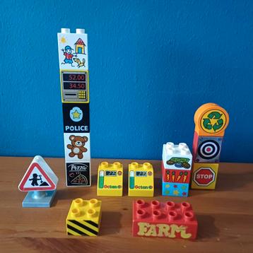 Duplo lego Blokken met opdruk beschikbaar voor biedingen