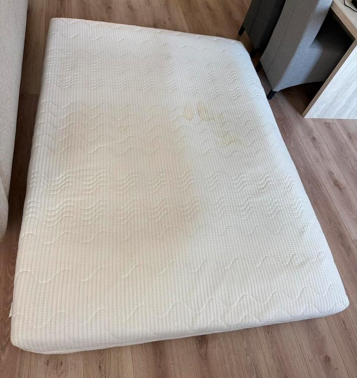 Gratis matras 140x200, Huis en Inrichting, Slaapkamer | Matrassen en Bedbodems, Gebruikt, Matras, 140 cm, 200 cm, Tweepersoons