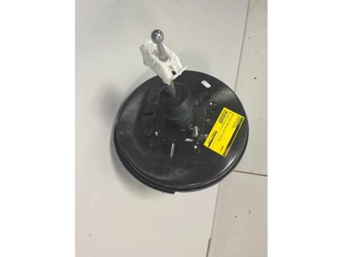 Rembekrachtiger van een Volkswagen Golf, Auto-onderdelen, Remmen en Aandrijving, Volkswagen, Gebruikt, 3 maanden garantie, Ophalen of Verzenden