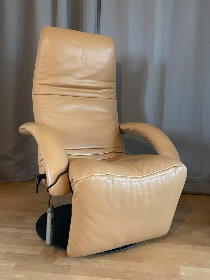 JORI Design | Relax + Massage stoel in 1, Huis en Inrichting, Fauteuils, Nieuw, Leer, 75 tot 100 cm, Minder dan 75 cm, Ophalen of Verzenden