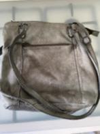 18) Grijs leren Bear schouder / rugtas, Sieraden, Tassen en Uiterlijk, Tassen | Damestassen, Ophalen of Verzenden, Zo goed als nieuw