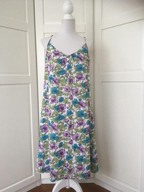 Jackpot witte mouwloze floral anemonen jurk, maat 40 M, Kleding | Dames, Jurken, Gedragen, Maat 38/40 (M), Wit, Onder de knie