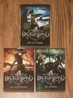 Eerste drie delen van de serie Broederband - John Flanagan, Ophalen of Verzenden, Zo goed als nieuw