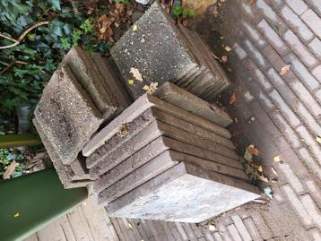 Gratis tegels beschikbaar voor biedingen