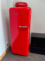 Rode Smeg koelkast, Met vriesvak, 200 liter of meer, Ophalen of Verzenden, Zo goed als nieuw