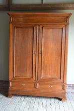 Prachtige strakke antieke eiken houten Louis Philippe kast.