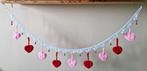 valentijn / hartjes slinger handgehaakt, Ophalen of Verzenden, Nieuw, Versiering