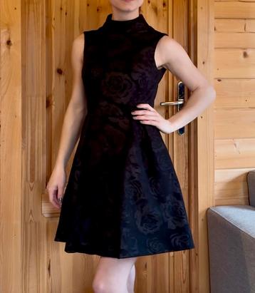 Veel kleding maat XS/S o.a. Reinders, Karen Millen, etc beschikbaar voor biedingen