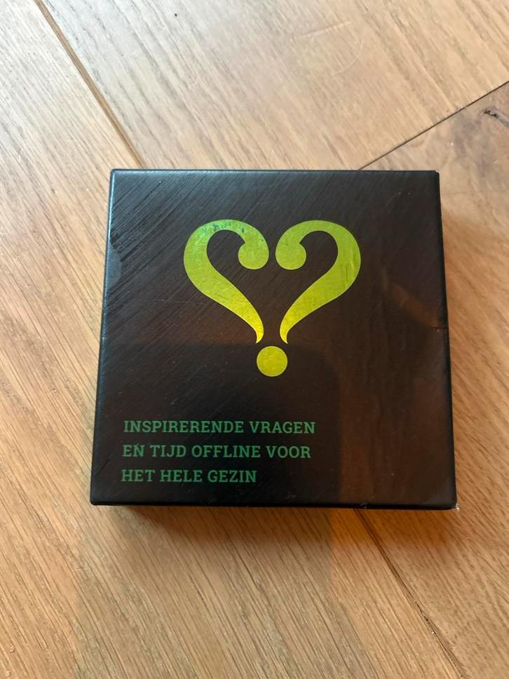 Vertellis Spel - Inspirerende Vragen, Hobby en Vrije tijd, Gezelschapsspellen | Bordspellen, Nieuw, Ophalen