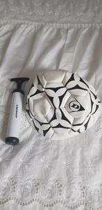 Voetbal met pomp, Sport en Fitness, Ophalen of Verzenden, Nieuw, Bal