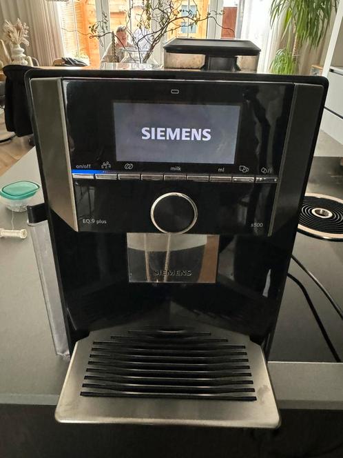 Siemens EQ9 plus s500, Witgoed en Apparatuur, Koffiezetapparaten, Gebruikt, Koffiebonen, Koffiemachine, Afneembaar waterreservoir