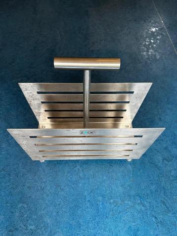 ZACK – Roestvrijstalen krantenhouder / tijdschriftenhouder beschikbaar voor biedingen