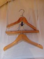 Houten kinderkledinghangers, Kinderen en Baby's, Kinderkleding | Overige, Ophalen, Zo goed als nieuw, Jongen of Meisje