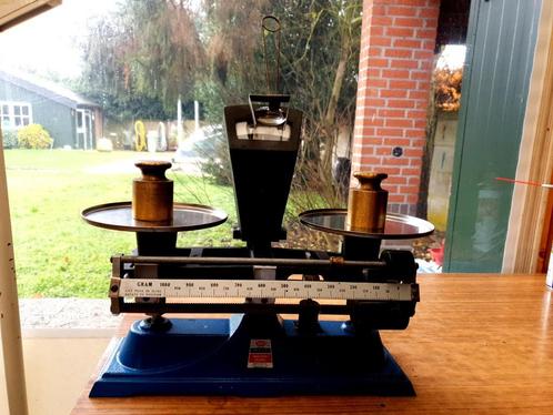 OHAUS S 62 Precisieweegschaal tot 5 KG met vergrootglas.En t, Antiek en Kunst, Antiek | Gereedschap en Instrumenten, Ophalen