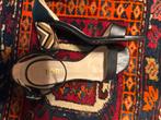 Elegante zwarte pumps van Lodi maat 39, Ophalen of Verzenden, Zo goed als nieuw, Zwart, Pumps