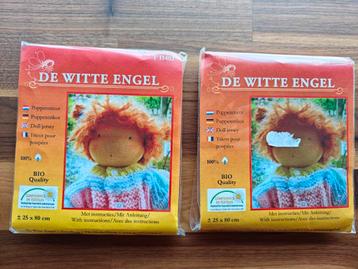 Nieuw poppen tricot. In twee tinten. beschikbaar voor biedingen