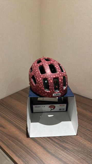 Abus helm beschikbaar voor biedingen