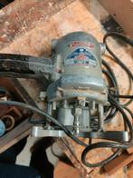 Scheer kanten frees. Oud maar prima ding, Doe-het-zelf en Verbouw, Gereedschap | Freesmachines, Ophalen, Zo goed als nieuw, Benzine