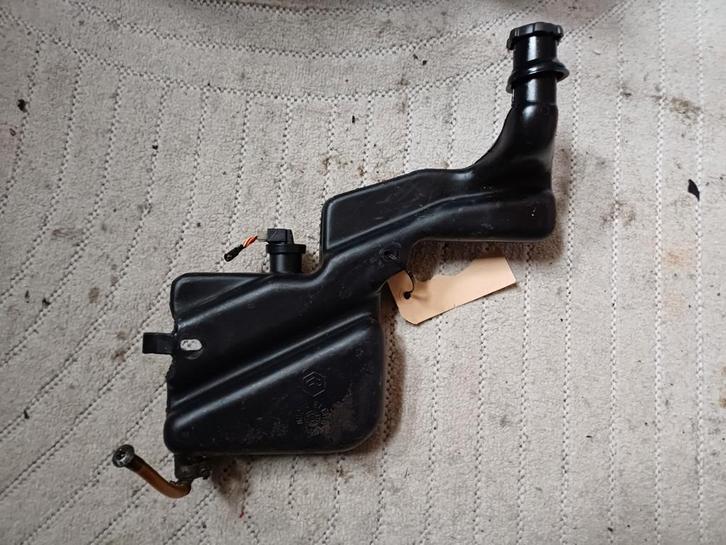 Gilera typhoon olietank compleet gebruikt origineel piaggio, Fietsen en Brommers, Brommeronderdelen | Scooters, Gebruikt, Piaggio