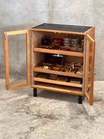 Gave oude vitrine, Humidor, fournituren kast lades, 25 tot 50 cm, Kunststof, Ophalen