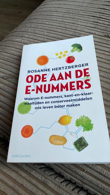 Rosanne Hertzberger - Ode aan de e-nummers beschikbaar voor biedingen