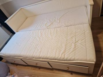 Hemnes bedbank