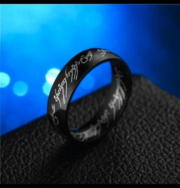 Zwarte versie 'The One Ring' Lord of the Rings beschikbaar voor biedingen