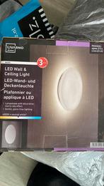 Wand-/ plafondlamp met sterren, Huis en Inrichting, Lampen | Spots, Overige materialen, Nieuw, Ophalen of Verzenden, Led