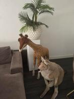 Kangeroe en girraf te koop, Kinderen en Baby's, Speelgoed | Knuffels en Pluche, Ophalen of Verzenden, Zo goed als nieuw, Overige typen