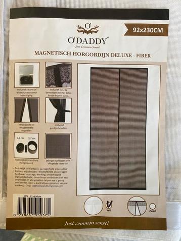 Magnetisch horgordijn O’DADDY beschikbaar voor biedingen