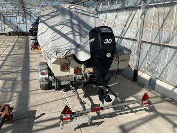 With 442 Noorse Visboot met 30pk efi beschikbaar voor biedingen