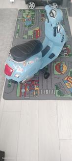 Vespa Leuke blauwe kinderscooter, Een of twee spelers, Ophalen, Zo goed als nieuw, Onbekend