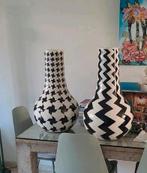 2 grote bijzondere vintage/retro vazen (70 cm), Ophalen, Zo goed als nieuw