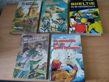 Diverse boeken- Piet Prins beschikbaar voor biedingen