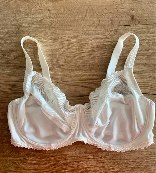 Prima donna 100E full cup ivoor borduur, Kleding | Dames, Ondergoed en Lingerie, BH, Overige kleuren, Verzenden