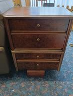 twee nachtkastjes, Ophalen, Overige materialen, Minder dan 45 cm, .