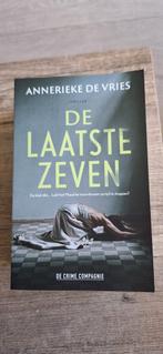 De Laatste Zeven - Annerieke de Vries, Ophalen of Verzenden, Gelezen, Annerieke de Vries