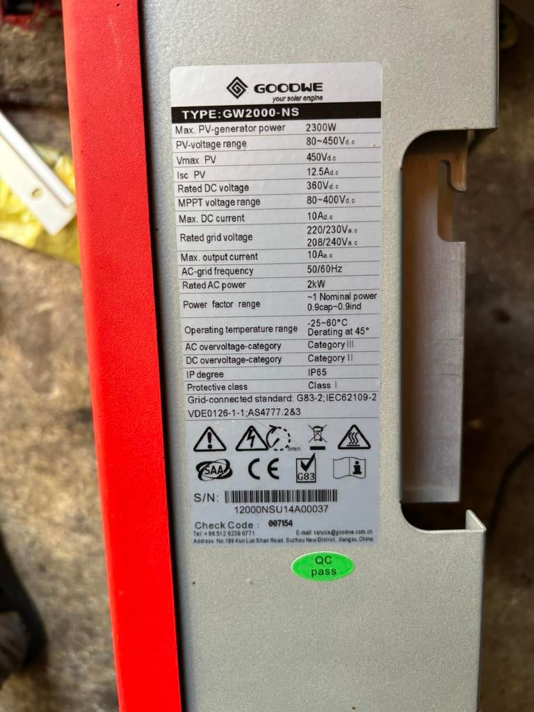 Goodwe omvormer 2300wp 1 fase, Doe-het-zelf en Verbouw, Ophalen of Verzenden, Zo goed als nieuw, Overige typen