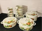 Prachtige vintage Villeroy & Boch  soeperines + kommen, Antiek en Kunst, Antiek | Servies compleet, Ophalen