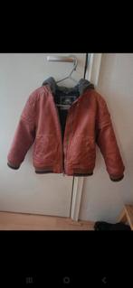 Bruine immitatie leren jas met capuchon maat 104, Kinderen en Baby's, Kinderkleding | Maat 104, C&A, Ophalen of Verzenden, Zo goed als nieuw