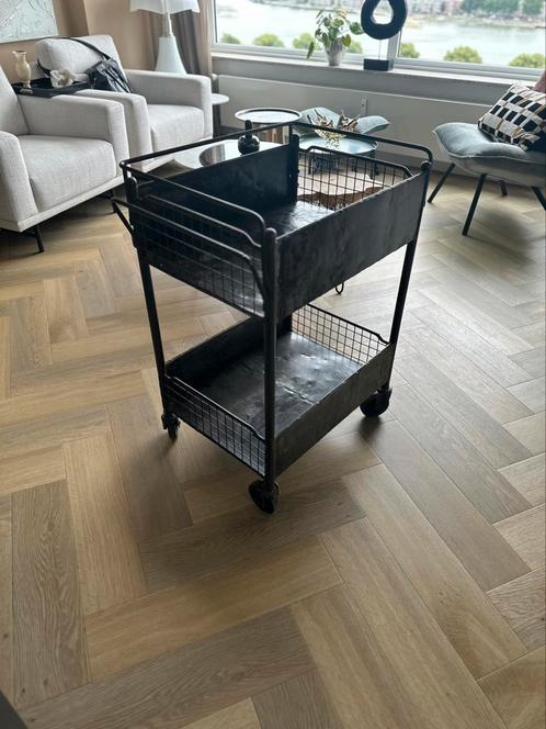 Trolley - Serveerwagen van metaal op wieltjes, Huis en Inrichting, Tafels | Sidetables, Zo goed als nieuw, 25 tot 50 cm, 50 tot 100 cm