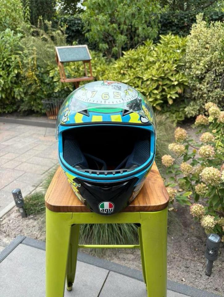 Valentino Rossi helm maat L, Fietsen en Brommers, Brommerhelmen, Zo goed als nieuw, Large, Ophalen of Verzenden