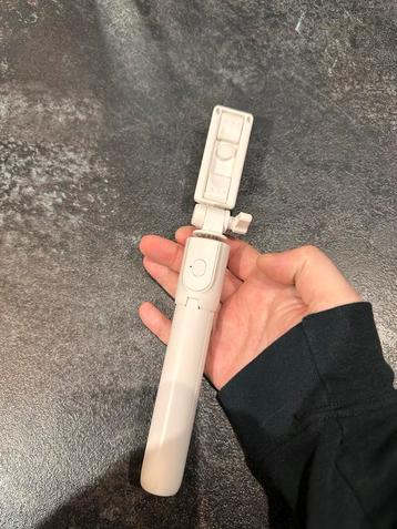 Selfie Stick - Uitschuifbaar beschikbaar voor biedingen