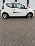 Te koop mooie Zuinige Citroen C1 1.0 van 2012 rijd super, Auto's, Citroën, Euro 5, 750 kg, 4 stoelen, C1