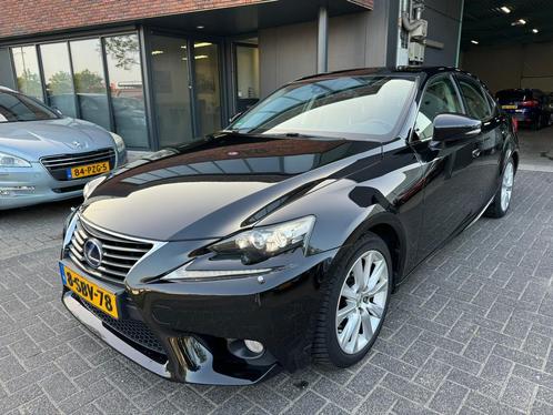 Lexus IS 300h XENON LEDER CRUISE DEALER ONDERHOUDEN ORIG NL, Auto's, Lexus, Bedrijf, Te koop, IS, ABS, Airbags, Airconditioning
