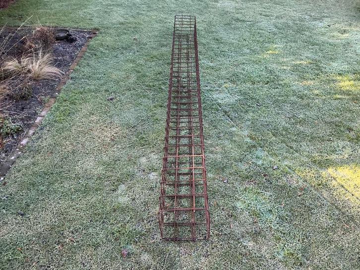 2 Plantenzuilen ook geschikt als toog  Hoog 6m en 4,5m, Tuin en Terras, Overige Tuin en Terras, Zo goed als nieuw, Ophalen of Verzenden